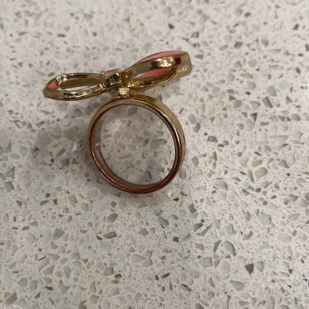 Cute bow ring - Picture 2 of 3